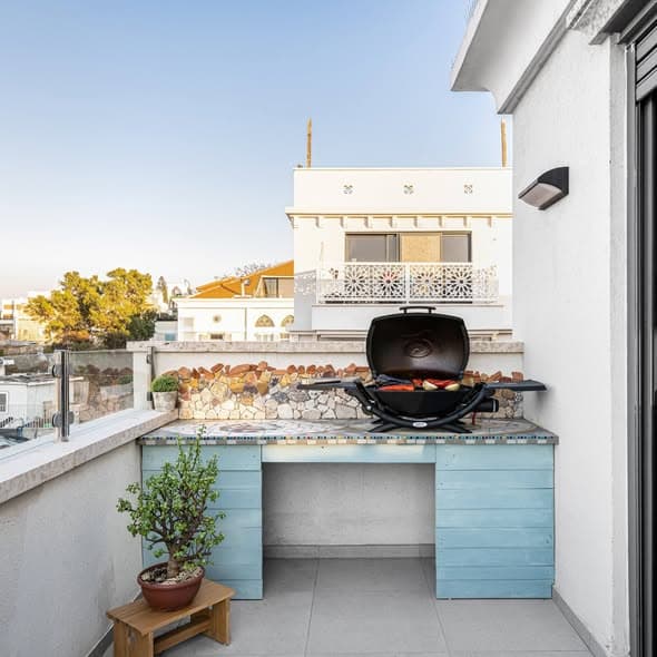 3 room sublet in Jaffa