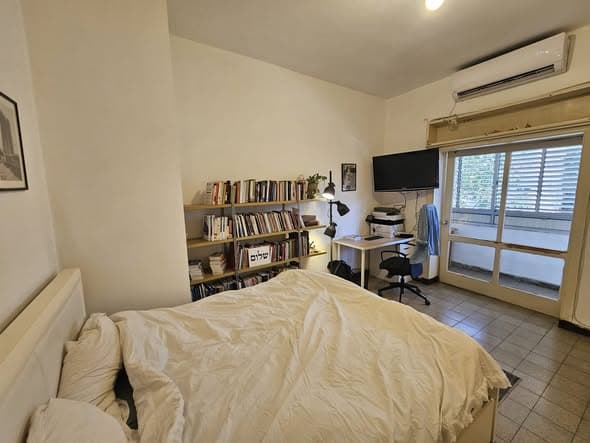 1 room sublet in Lev HaIr